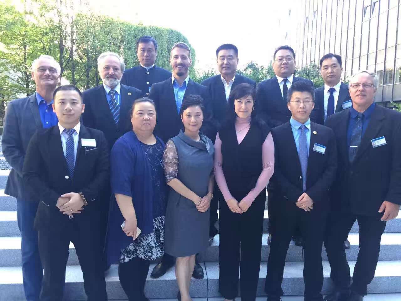 出席德、法国太极服、剑及散打护具国际标准会议